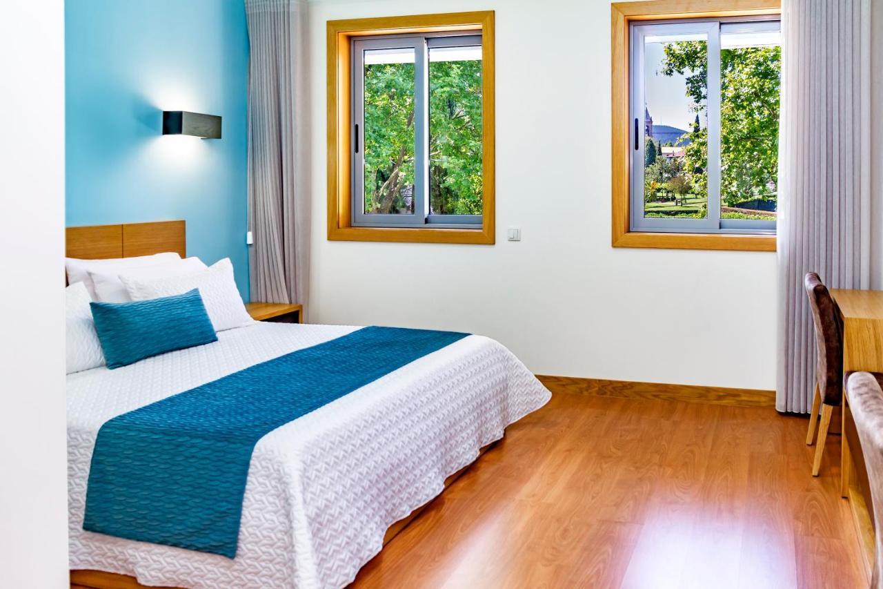Boutique Mouras Bed & Breakfast Mondim de Basto Eksteriør bilde